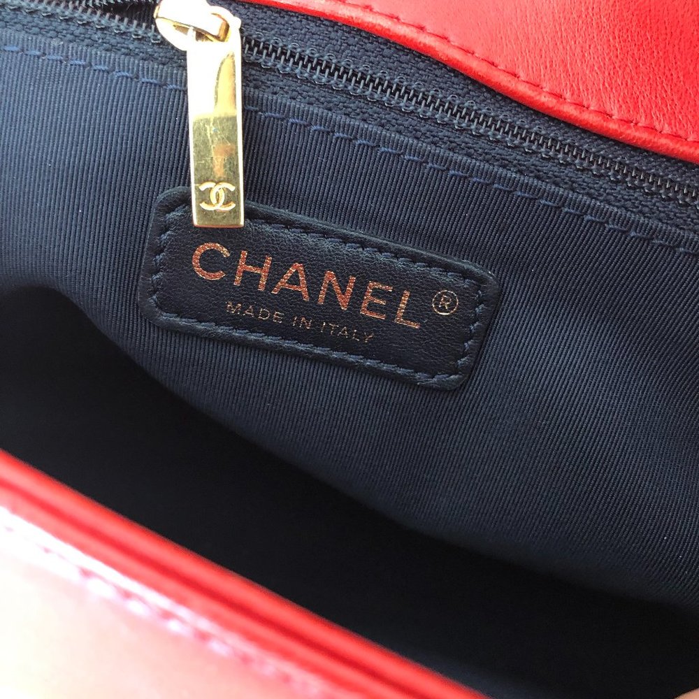 $5500 Chanel 14C Limited Edition Red "Cube" New Me - Picture 8 of 15